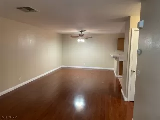 Photo #1: 2446551 Listing 