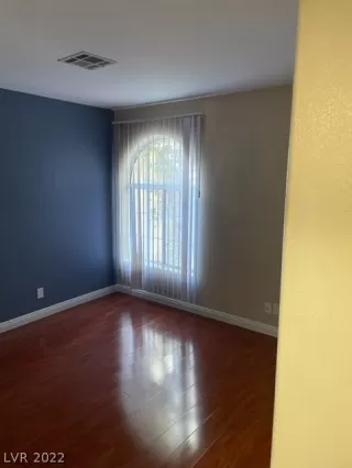 Photo #5: 2446551 Listing 