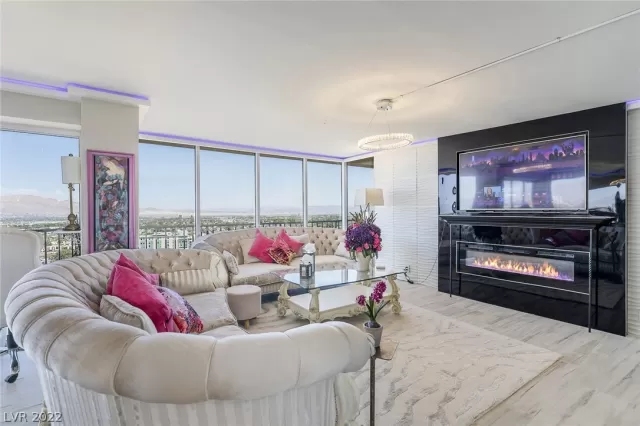 MLS: 2446640 Condo For Sale