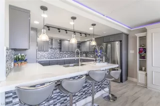 Photo #6: 2446640 Listing