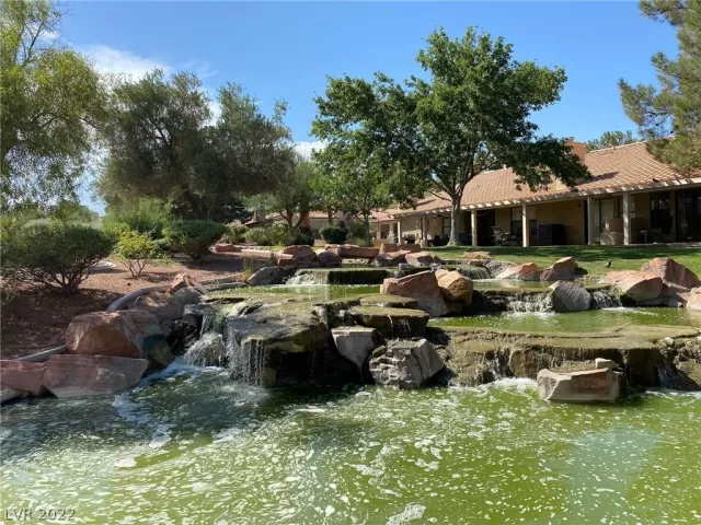 MLS: 2446657 Condo For Sale