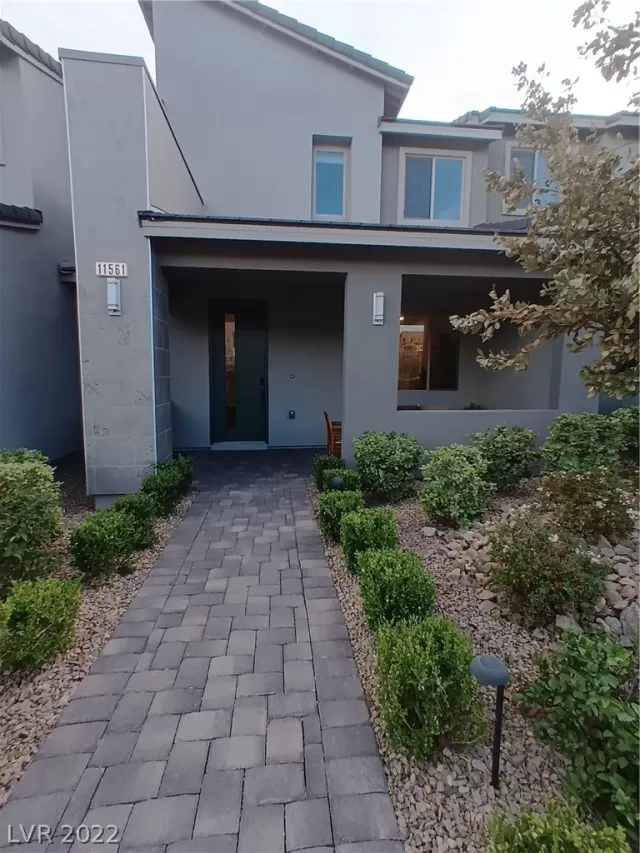 MLS: 2446687 Condo For Sale