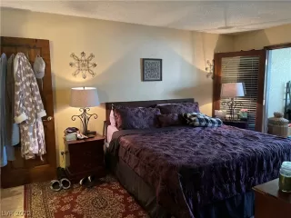 Photo #6: 2446713 Listing 