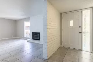 Photo #1: 2446794 Listing 