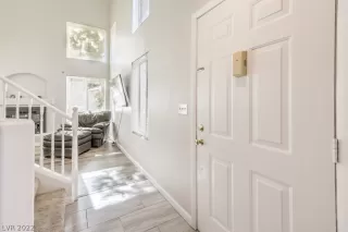 Photo #3: 2446808 Listing