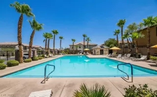 Photo #1: 2446828 Listing 