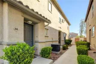 Photo #3: 2446828 Listing 