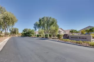 Photo #2: 2446852 Listing