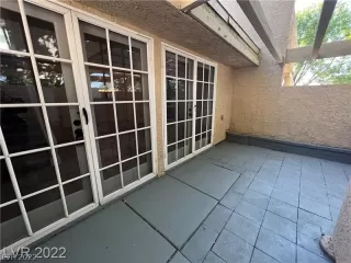 Photo #1: 2446867 Listing 