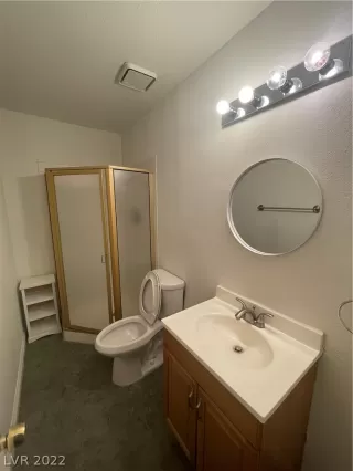 Photo #5: 2446872 Listing 