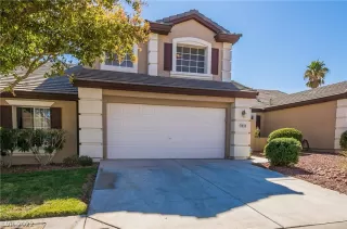 Photo #2: 2446877 Listing