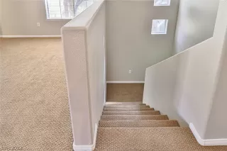 Photo #5: 2446893 Listing