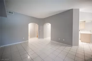 Photo #1: 2446894 Listing