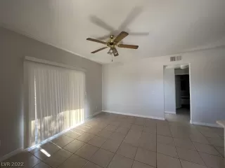 Photo #1: 2446935 Listing 