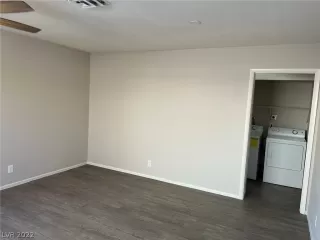 Photo #2: 2446949 Listing 