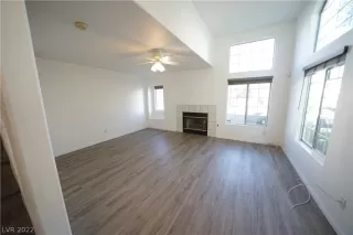 Photo #6: 2447007 Listing 