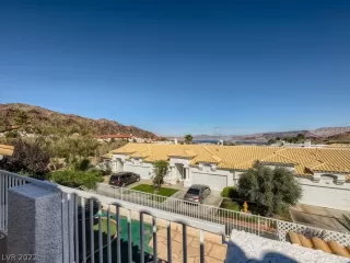 Photo #1: 2447025 Listing