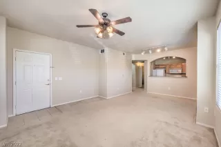 Photo #5: 2447047 Listing 