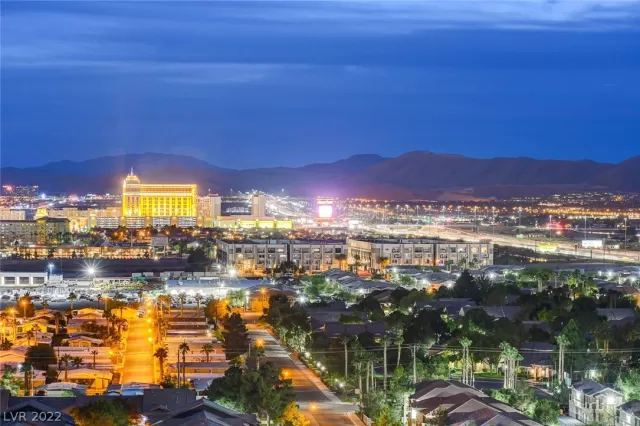 MLS: 2447056 Condo For Sale