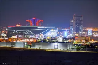 Photo #1: 2447056 Listing