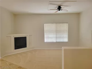 Photo #6: 2447105 Listing