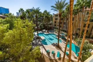 Photo #1: 2447130 Listing