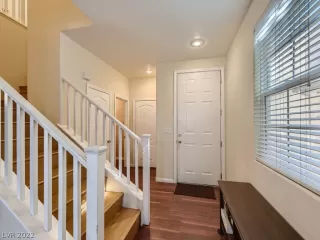 Photo #3: 2447131 Listing 