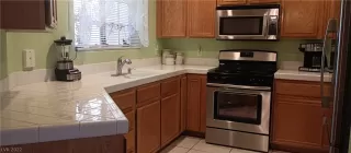 Photo #2: 2447146 Listing