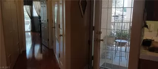 Photo #6: 2447146 Listing