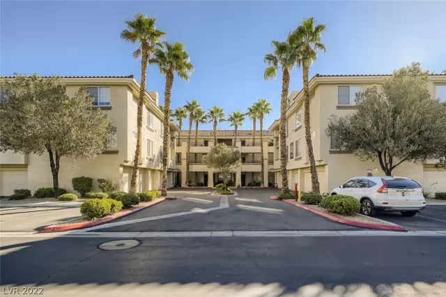 MLS: 2447160 Condo For Sale