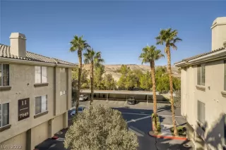 Photo #2: 2447160 Listing