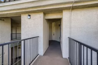 Photo #5: 2447160 Listing