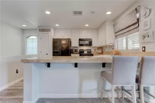 Photo #6: 2447174 Listing 