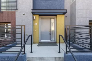 Photo #2: 2447196 Listing 