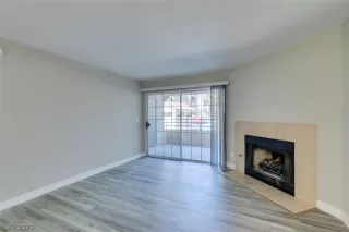 Photo #4: 2447210 Listing 