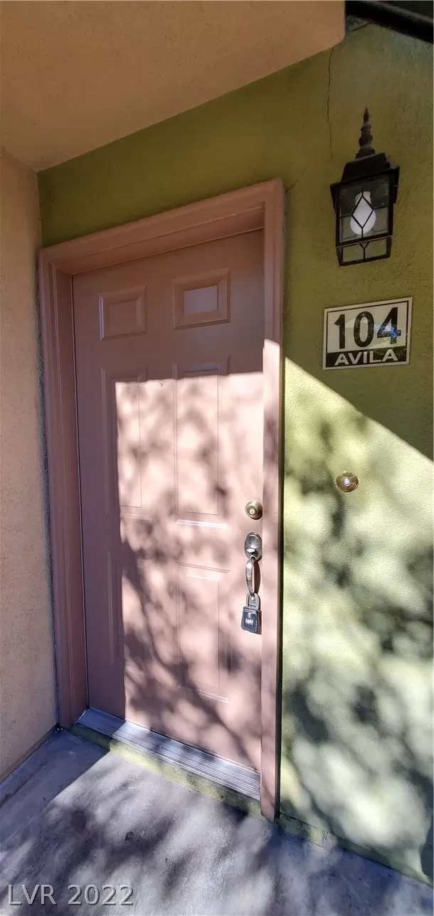 MLS: 2447244 Condo For Sale