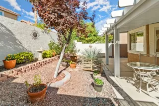 Photo #1: 2447252 Listing