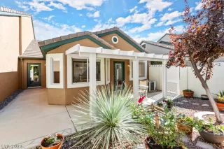 Photo #2: 2447252 Listing