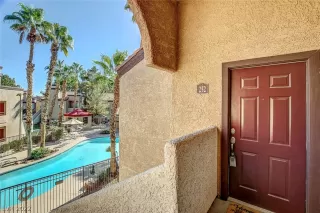 Photo #2: 2447262 Listing 