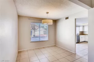 Photo #2: 2447266 Listing 