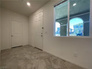 Photo #4: 2447289 Listing 