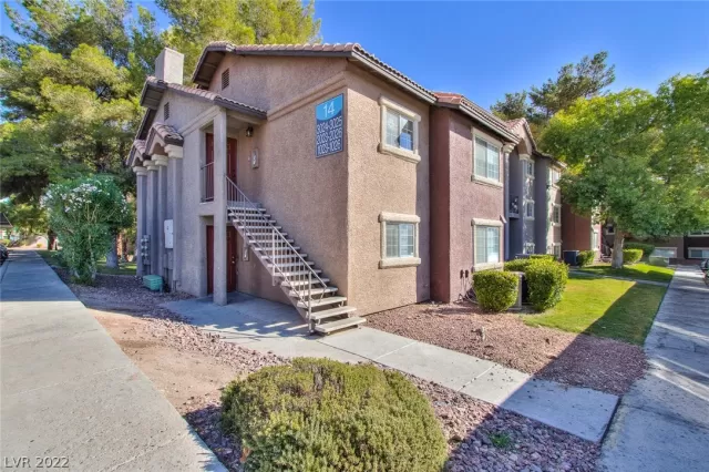 MLS: 2447320 Condo For Sale