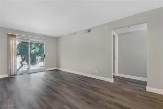 Photo #2: 2447320 Listing