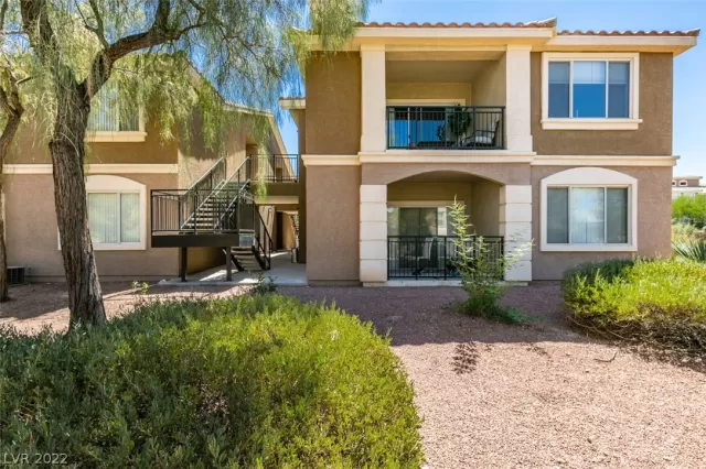 MLS: 2447341 Condo For Sale