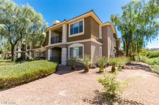 Photo #1: 2447341 Listing 