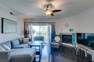 Photo #4: 2447341 Listing 