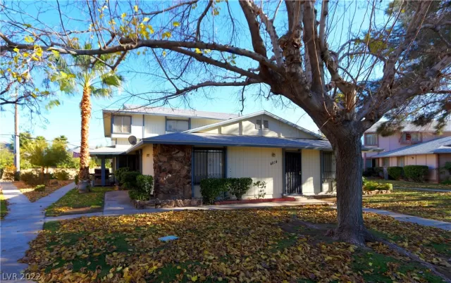 MLS: 2447437 Condo For Sale