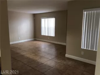 Photo #4: 2447456 Listing 