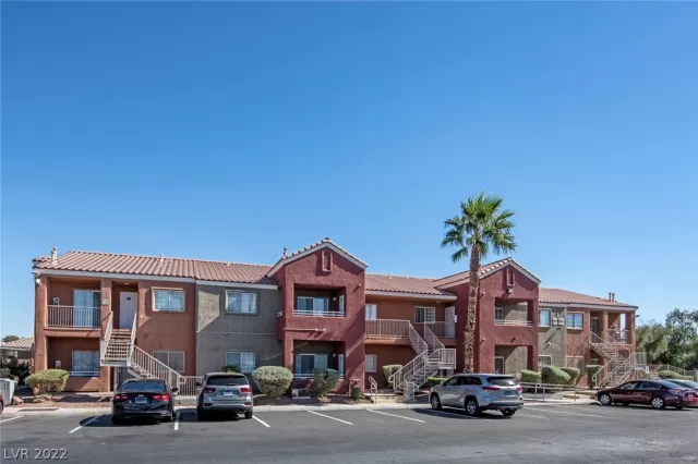 MLS: 2447457 Condo For Sale