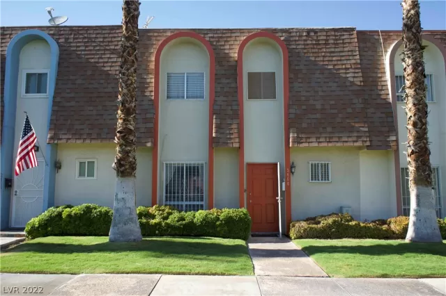 MLS: 2447462 Condo For Sale